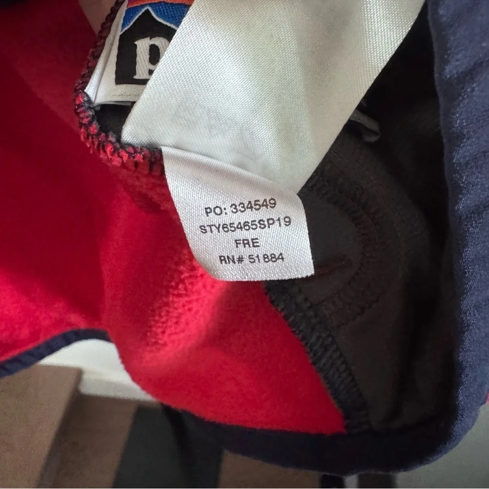 Patagonia Kids' micro D snap-T Fleece Red and Navy Jacket size 14